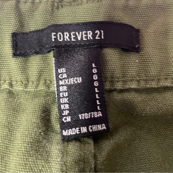 Forever 21 women’s army green cargo pants wide leg size large double pockets - Picture 8 of 8